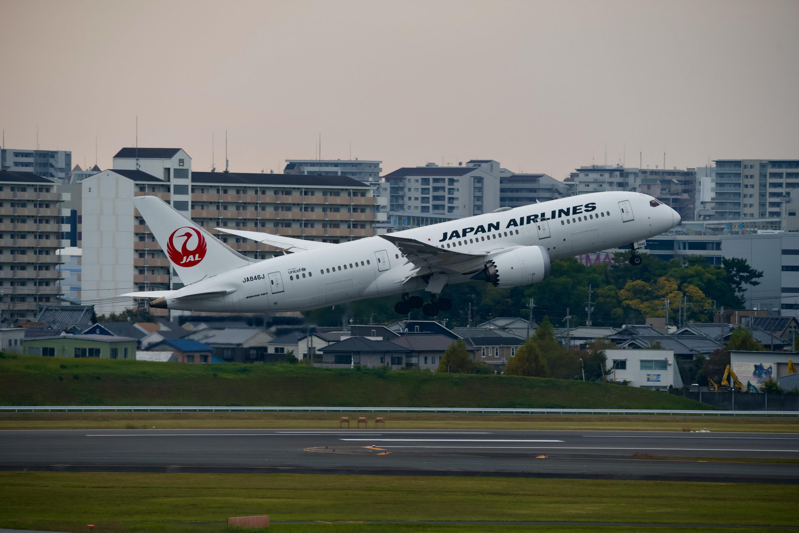 Japan Airlines Boeing 787-8 Aircraft