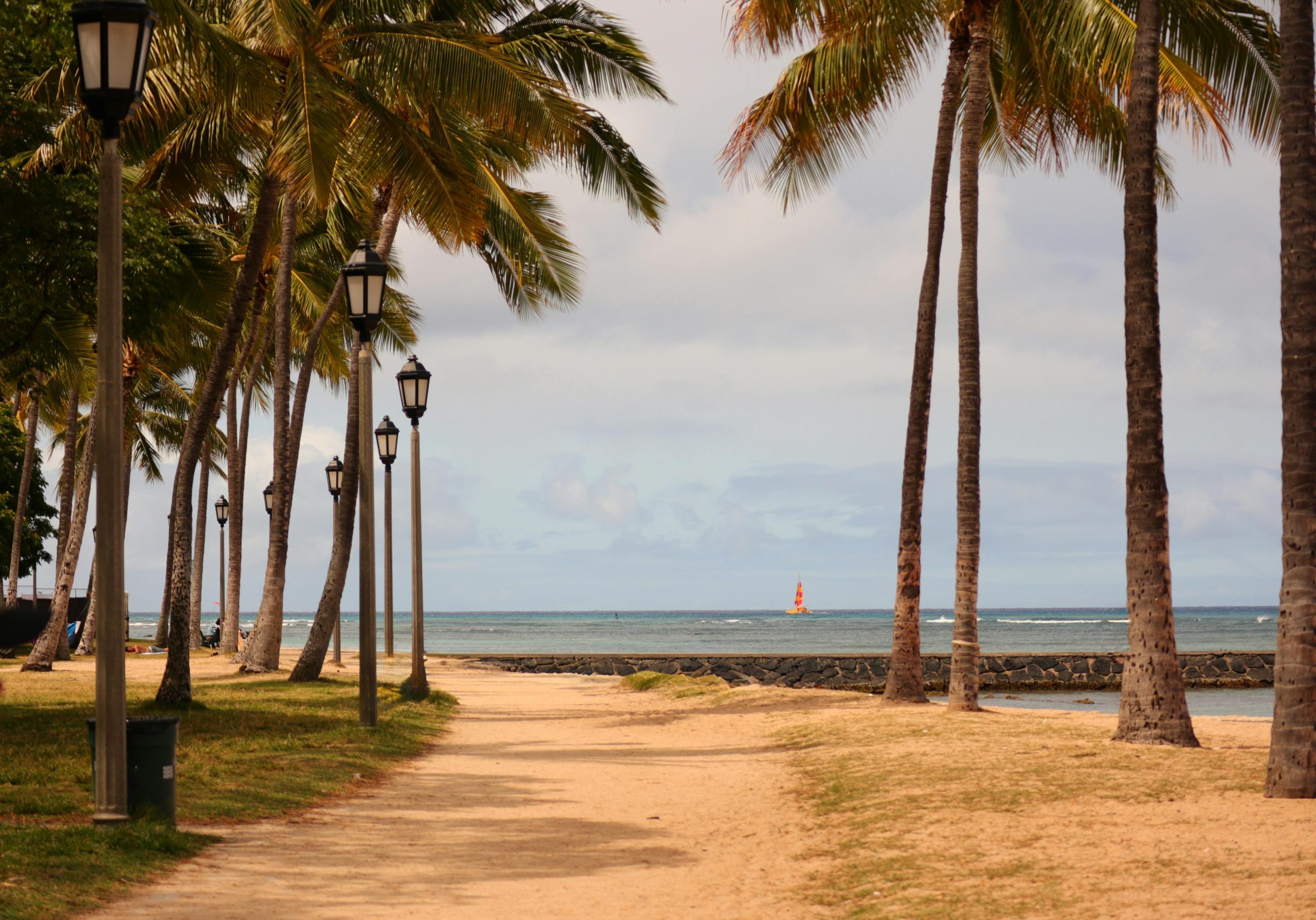KIXOGG Round The World Flights Kahului Hawaii